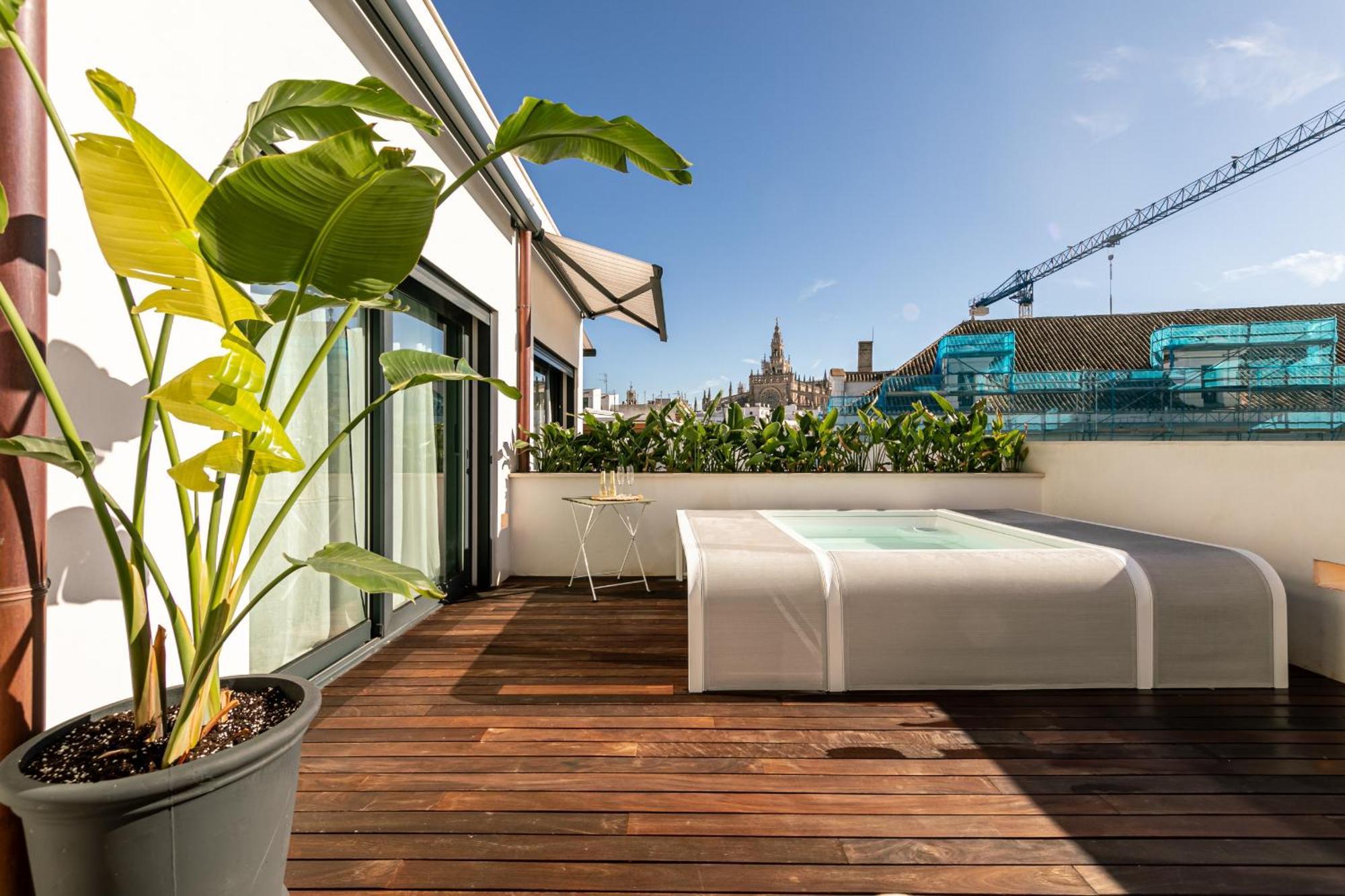 Green-Apartments Reales Atarazanas Suites Sevilha Exterior foto